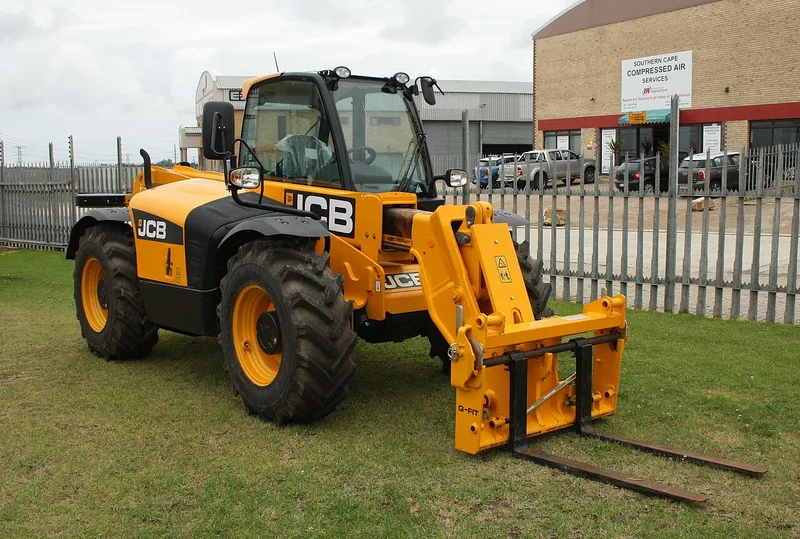 JCB 531-70 — Manipulátory